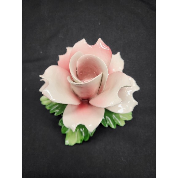 Nuova Capodimonte Rose Candlesticks - Picture 2 of 12